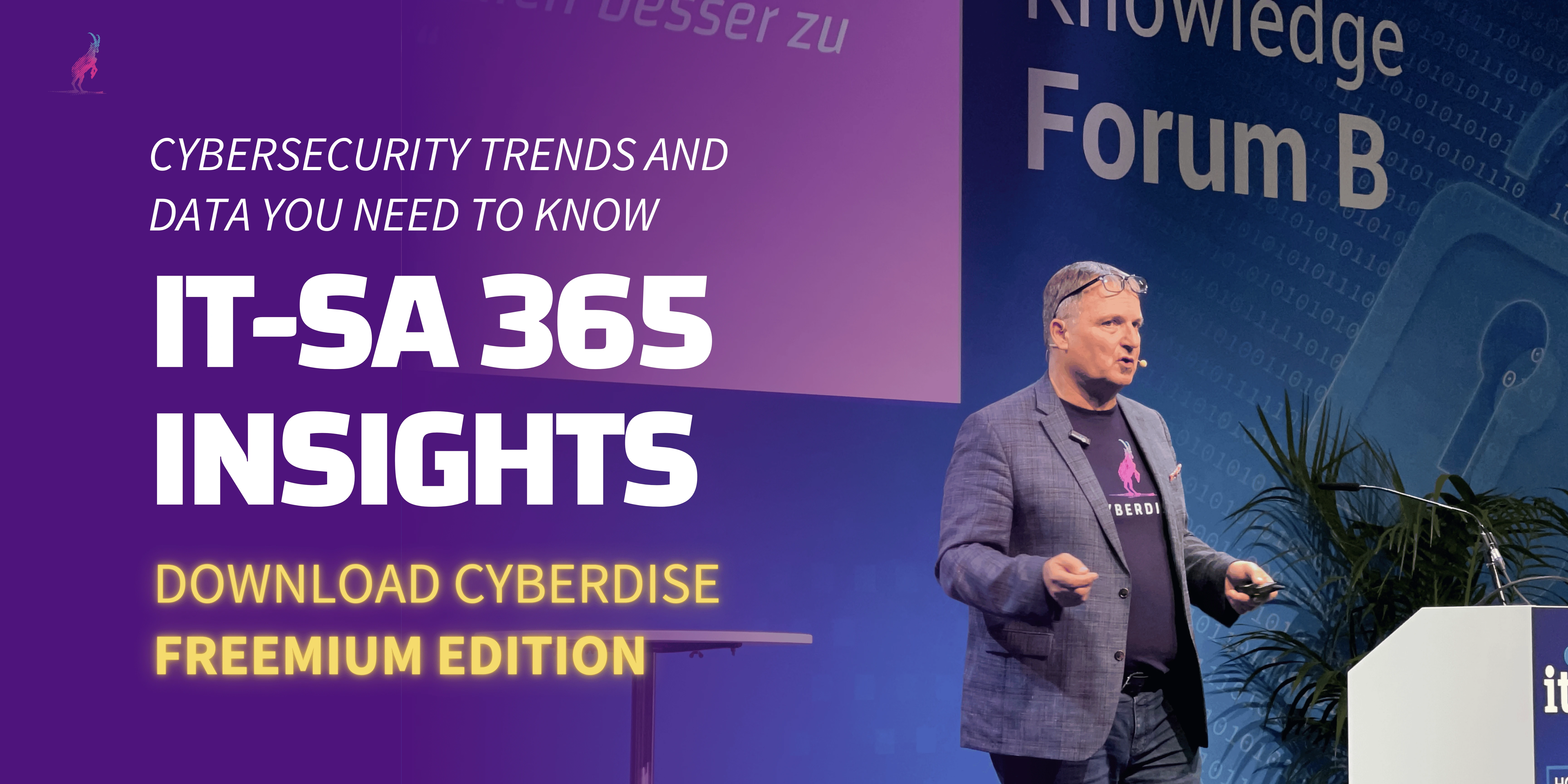 Titelgrafik: «IT-SA 365 Insights: Cybersecurity Trends and Data You Need to Know», Referent im CYBERDISE-Shirt auf der Bühne